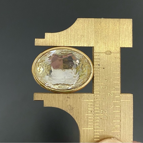 Vintage GIVENCHY New York Goldtone Oval Clear Crystal Rhinestone Clip Earrings - Picture 5 of 16